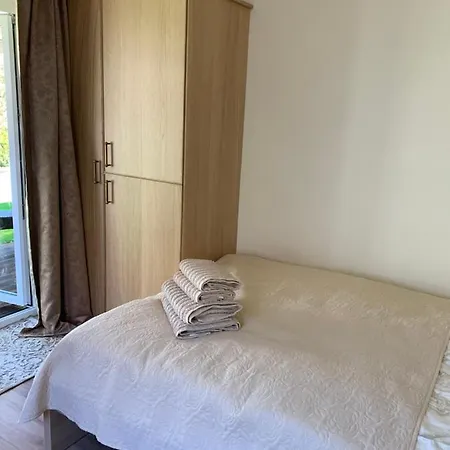 Vaineikio 8