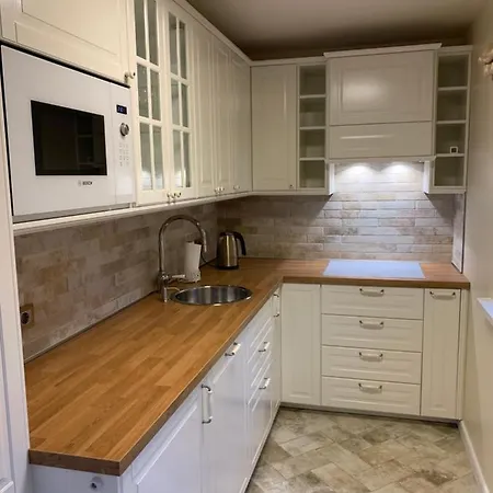 Vaineikio 8 Гостевой дом 3*