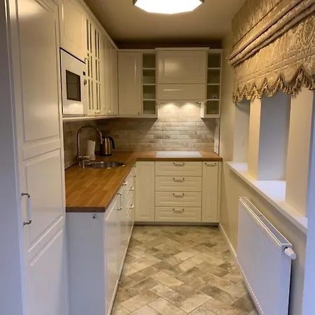 Vaineikio 8 Паланга