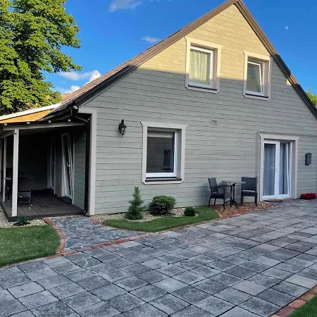 Vaineikio 8 Гостевой дом 3*