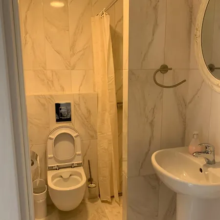 Vaineikio 8 Паланга