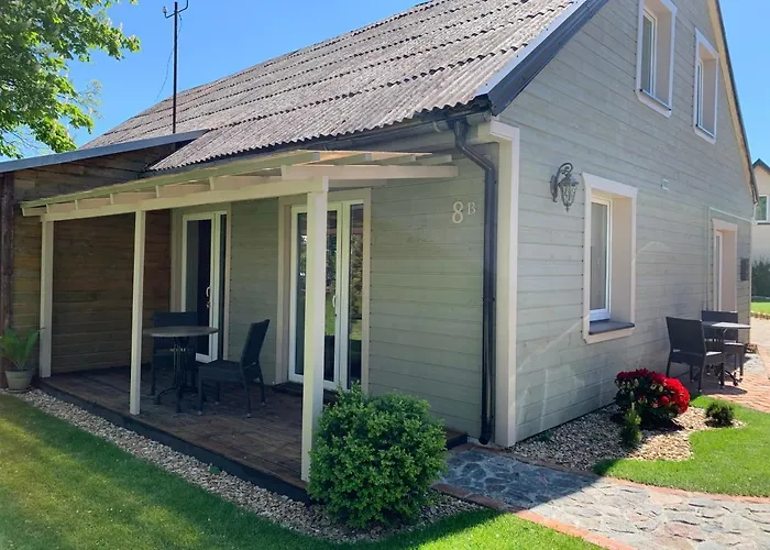 Vaineikio 8 بيت ضيافة بالانغا