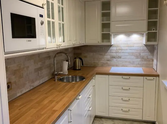 Vaineikio 8 بيت ضيافة 3*